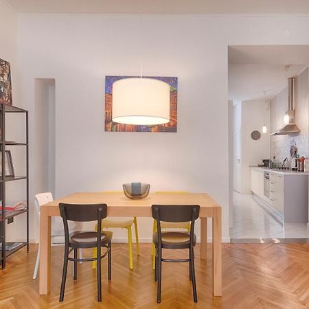 Mihaela Apartment - Charme Near The Station Trieste Exterior photo